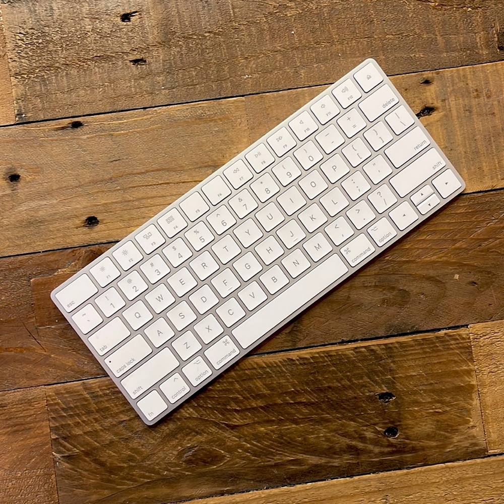 Apple Magic Keyboard